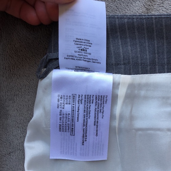 NWT Esprit Grey Skirt With Vertical Pinstripes 8 - Picture 9 of 11
